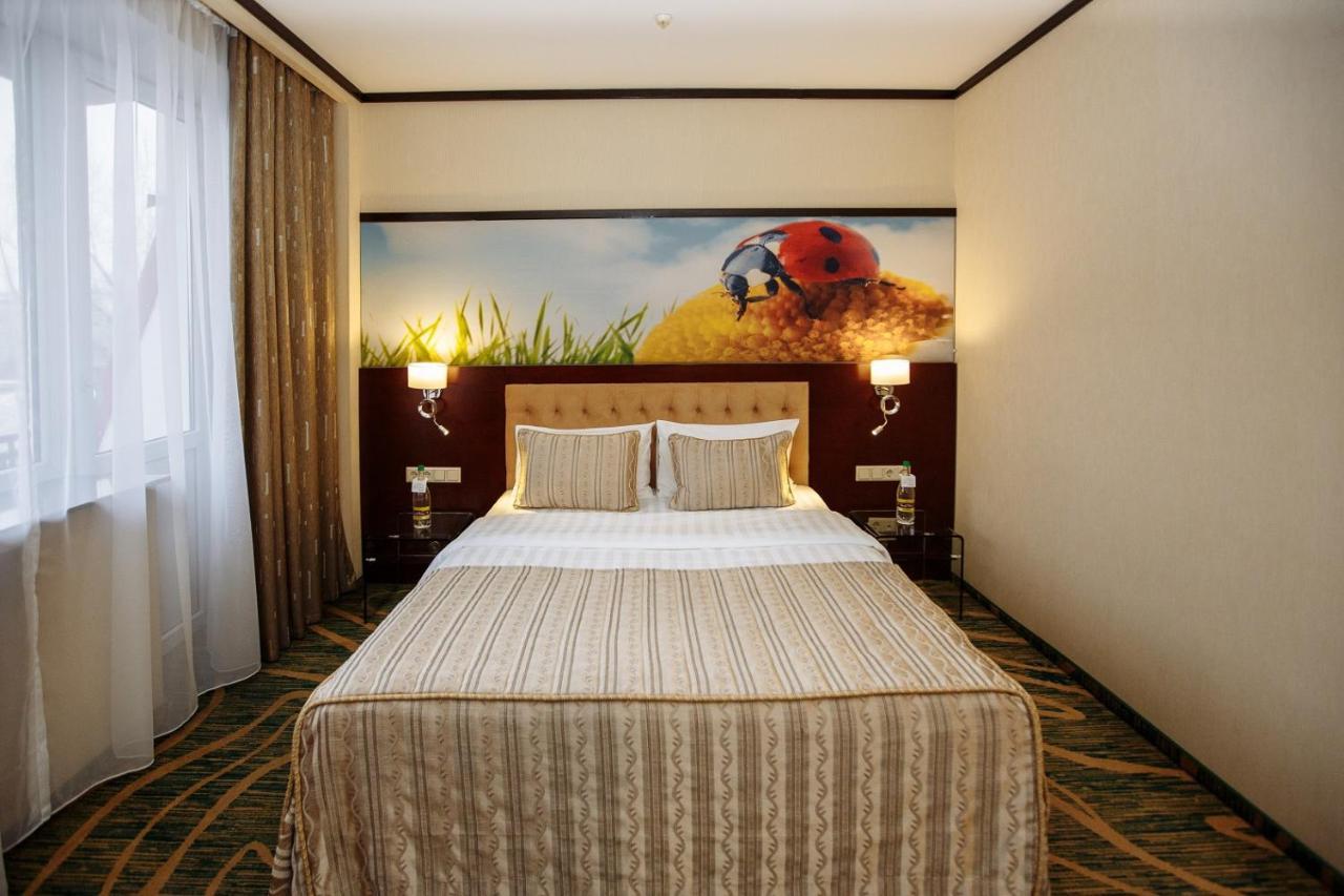 Hotel Kazzhol Almaty Eksteriør bilde