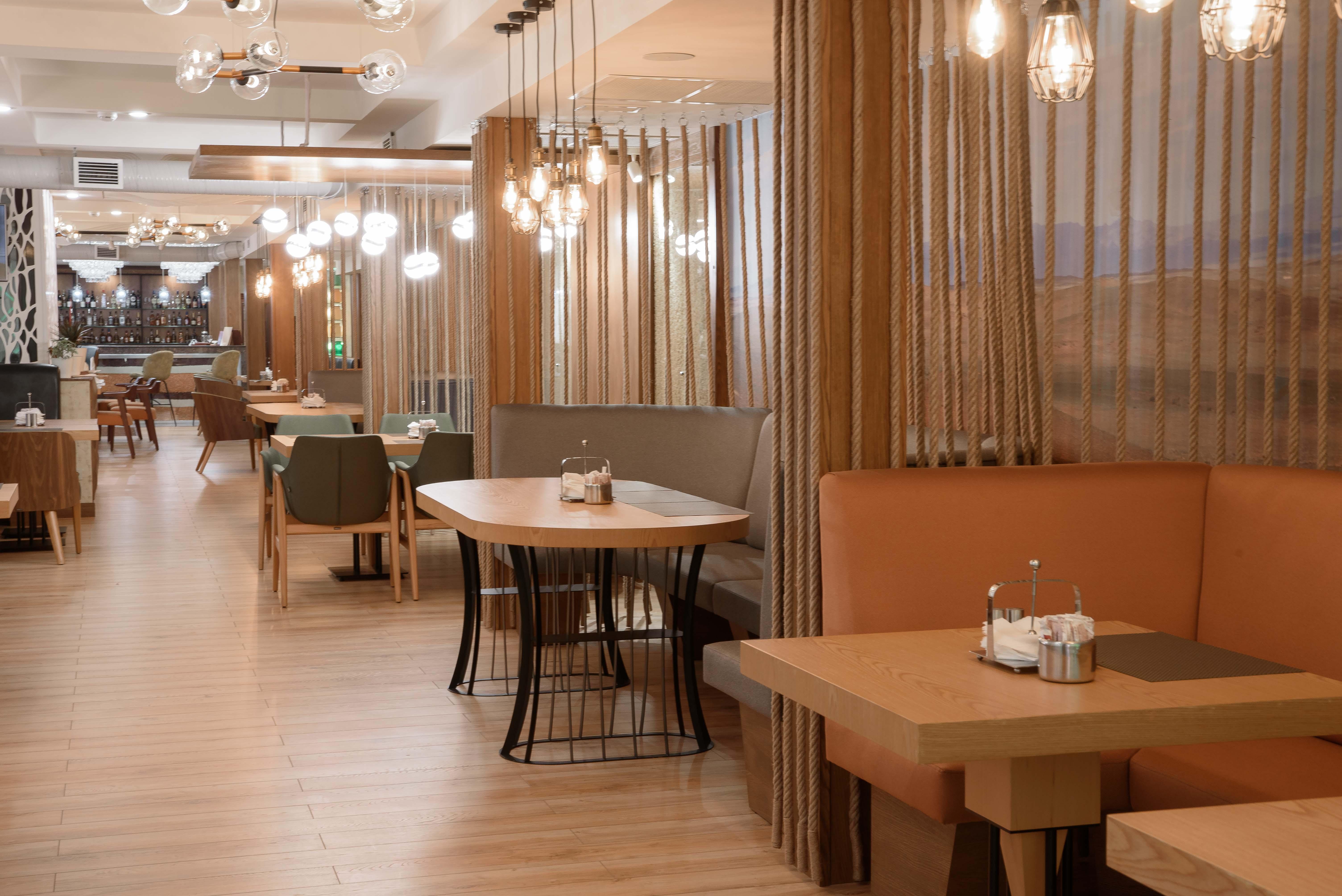 Hotel Kazzhol Almaty Eksteriør bilde
