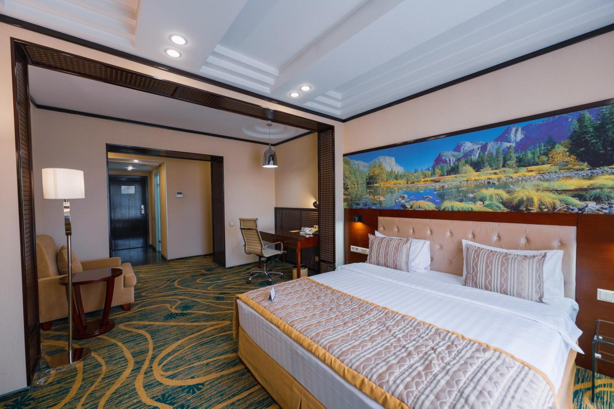 Hotel Kazzhol Almaty Eksteriør bilde