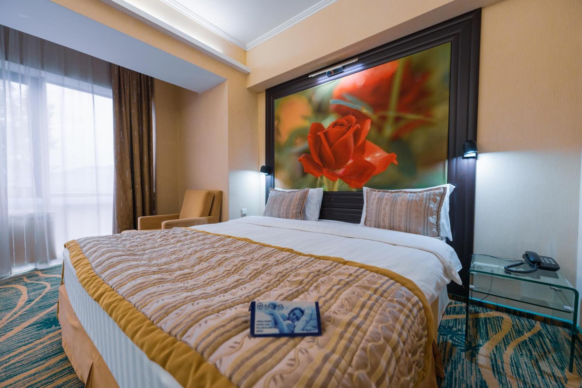 Hotel Kazzhol Almaty Eksteriør bilde