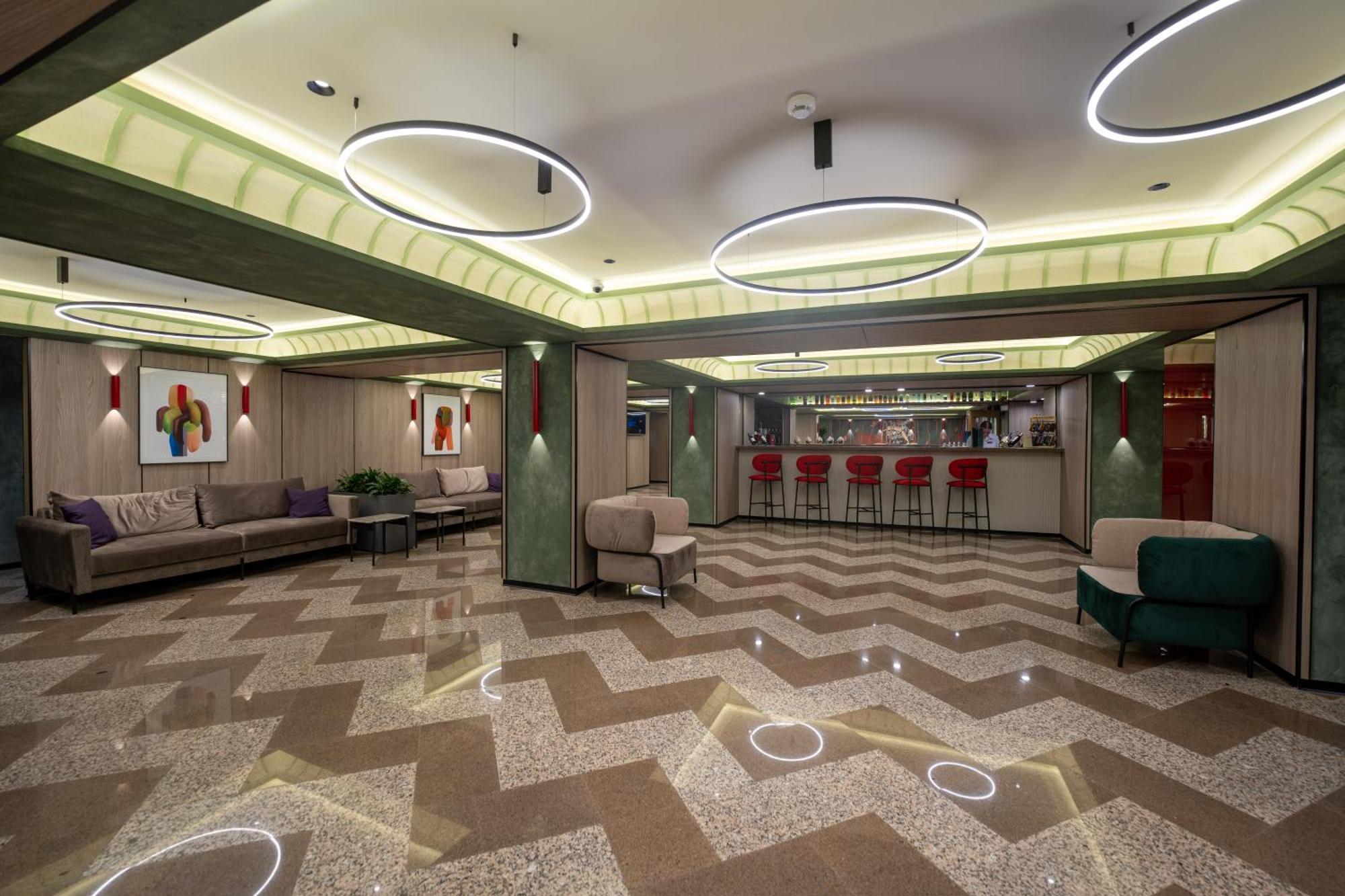 Hotel Kazzhol Almaty Eksteriør bilde